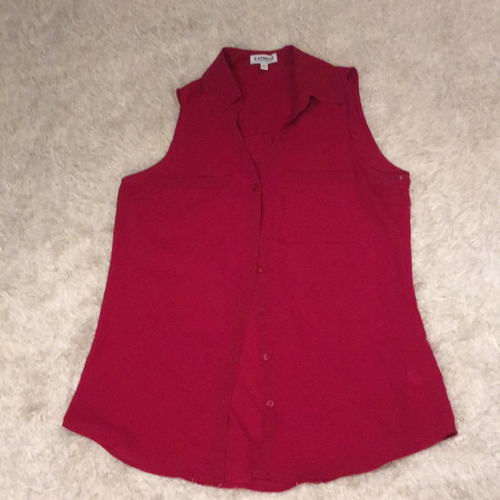 Red sleeveless dress shirt